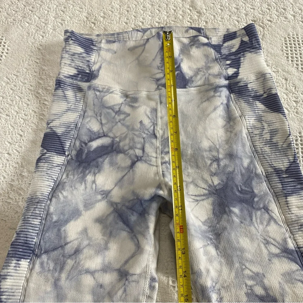 Offline By Aerie Tie Dye Leggings (M)